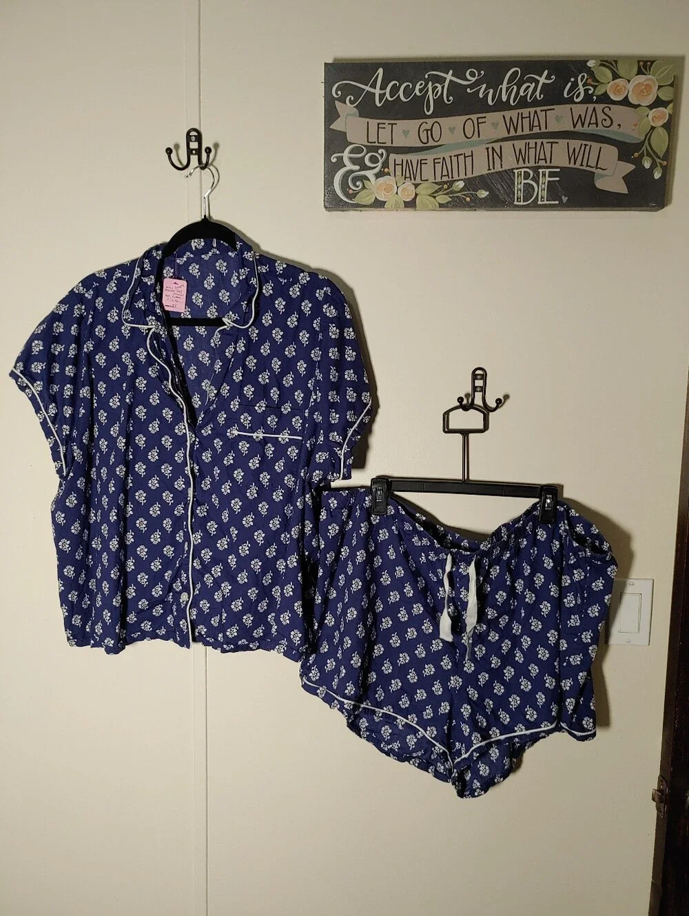 Sonoma 2X Gorgeous blue White Floral Short Sleeve Pajama Set